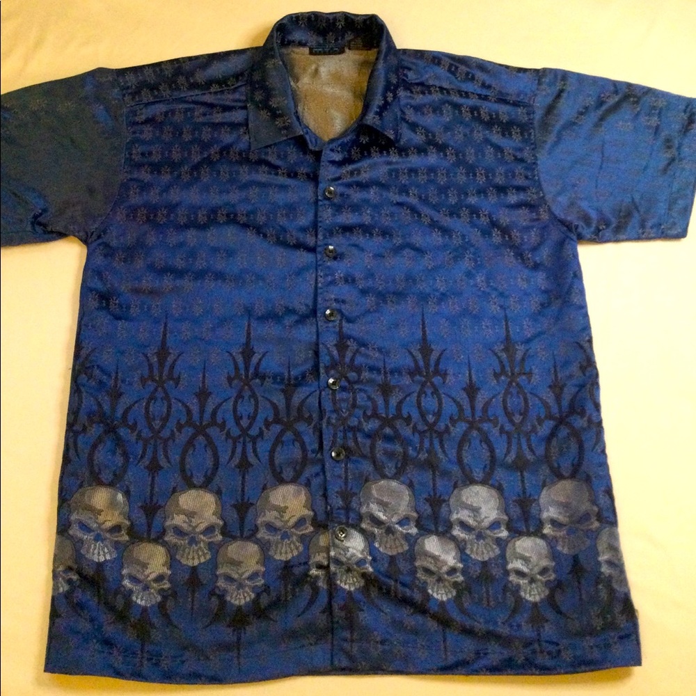 MT:2 Skull Shirt